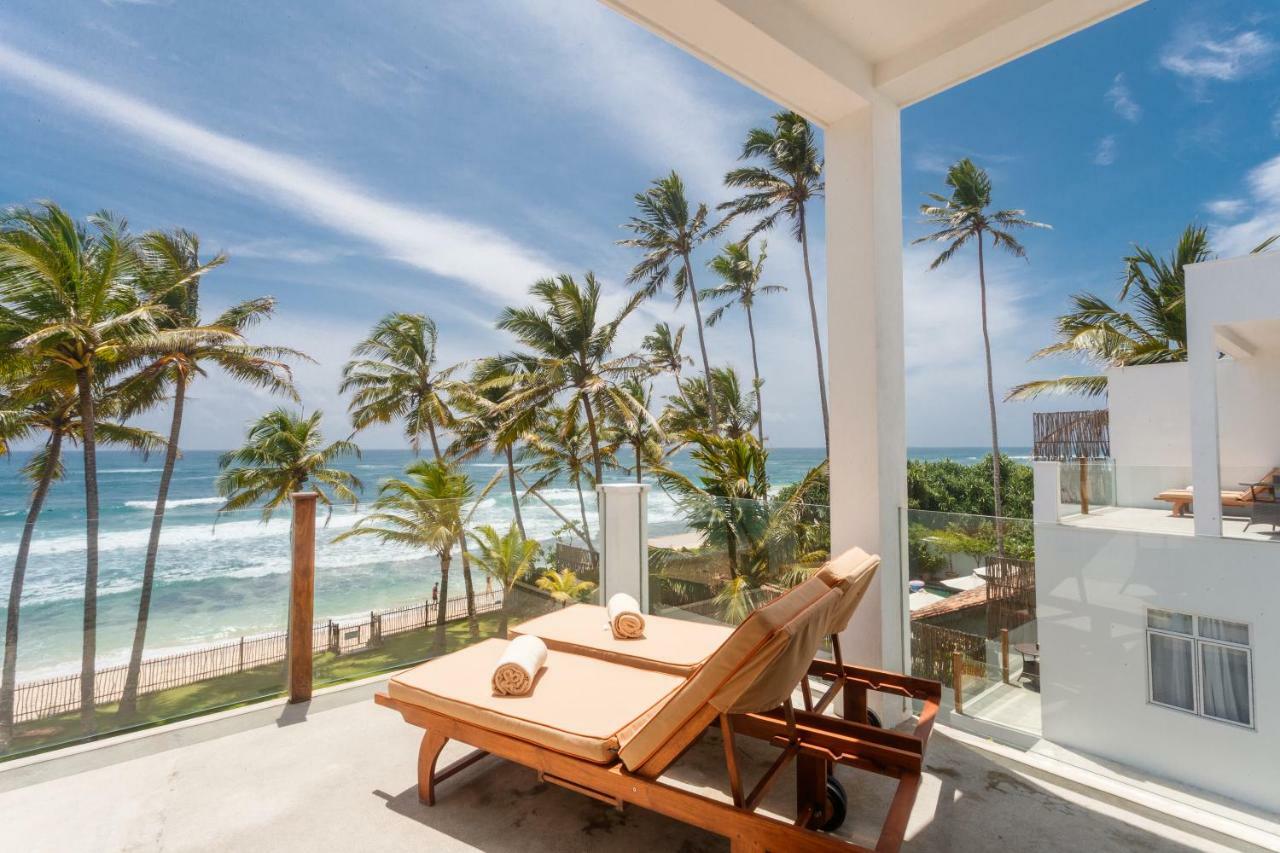 Kk Beach Habaraduwa Exterior photo